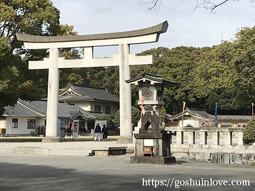 神社全景